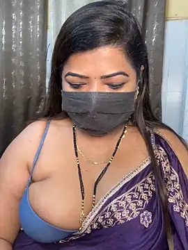 Snapshot of Oh-Monika chatting on October 7, 2025, 6:21 am Oh-Monika online show from October 7, 2025, 6:21 am