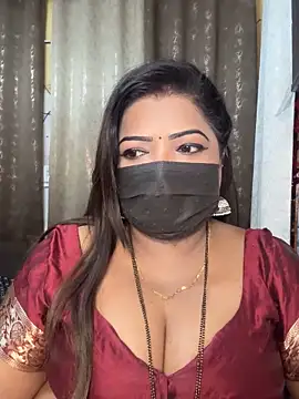 Snapshot of Oh-Monika chatting on October 28, 2025, 4:42 pm Oh-Monika online show from October 28, 2025, 4:42 pm