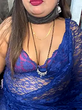 Snapshot of Oh-Monika chatting on October 29, 2025, 4:42 pm Oh-Monika online show from October 29, 2025, 4:42 pm