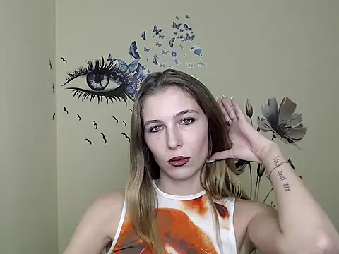 StrangerGi online show from December 8, 2024, 4:18 pm