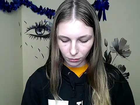 StrangerGi online show from February 26, 2025, 7:27 pm