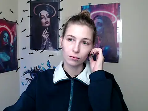 StrangerGi online show from October 23, 2025, 6:13 am