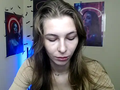 StrangerGi online show from November 30, 2025, 7:01 am