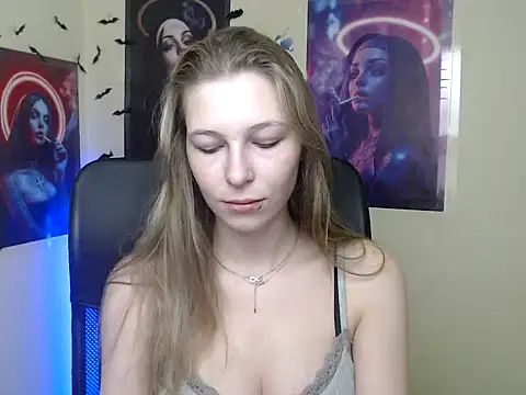 Snapshot of StrangerGi chatting on May 15, 2026, 6:09 am StrangerGi online show from May 15, 2026, 6:09 am