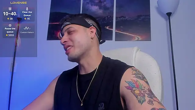 Snapshot of matt_saill chatting on November 10, 2025, 12:48 pm matt saill online show from November 10, 2025, 12:48 pm