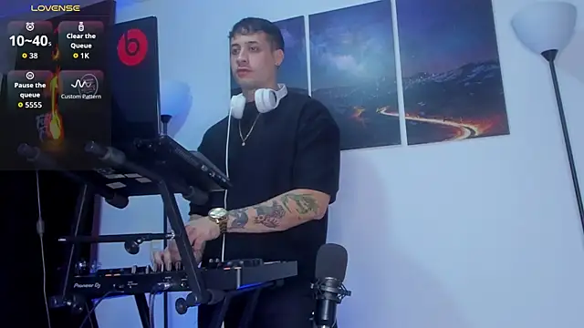 Snapshot of matt_saill chatting on November 18, 2025, 1:22 am matt saill online show from November 18, 2025, 1:22 am