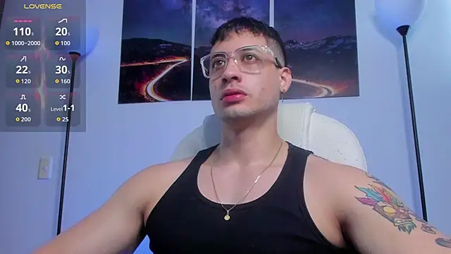 Snapshot of matt_saill chatting on November 26, 2025, 1:56 pm matt saill online show from November 26, 2025, 1:56 pm