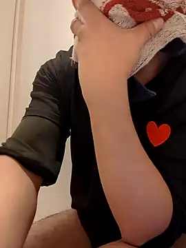 RYOTA8888888888 online show from December 5, 2024, 2:53 am