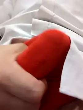 RYOTA8888888888 online show from October 21, 2025, 5:35 pm