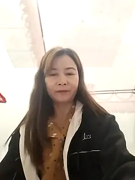 Sexy-ladyboobs20 online show from January 5, 2025, 10:40 pm