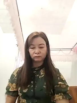 Sexy-ladyboobs20 online show from January 14, 2025, 11:16 pm