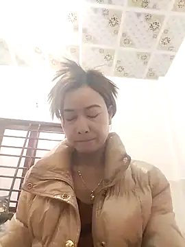 Sexy-ladyboobs20 online show from March 19, 2025, 12:15 am