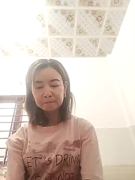 Sexy-ladyboobs20 online show from October 8, 2025, 1:14 am