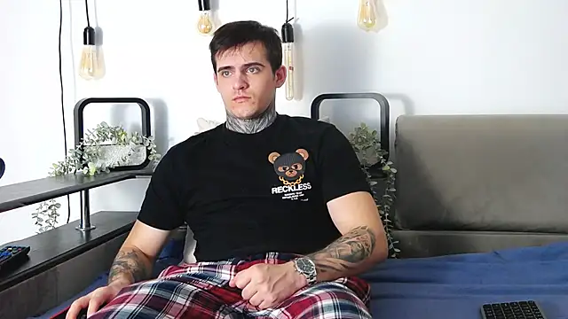 Snapshot of CarterCole chatting on February 3, 2025, 11:31 am CarterCole online show from February 3, 2025, 11:31 am