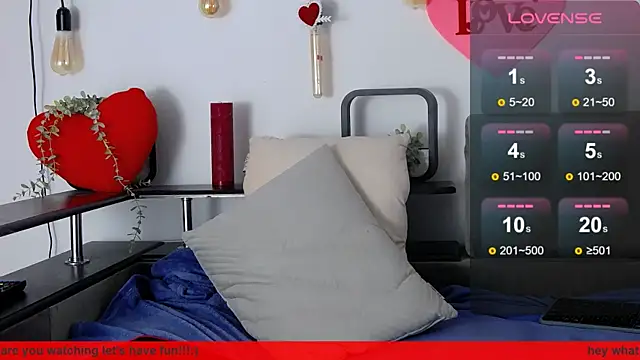 Snapshot of CarterCole chatting on February 10, 2025, 4:14 pm CarterCole online show from February 10, 2025, 4:14 pm