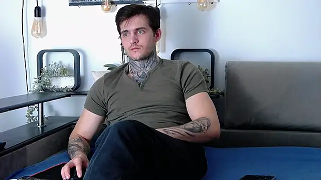 Snapshot of CarterCole chatting on March 9, 2025, 6:00 pm CarterCole online show from March 9, 2025, 6:00 pm