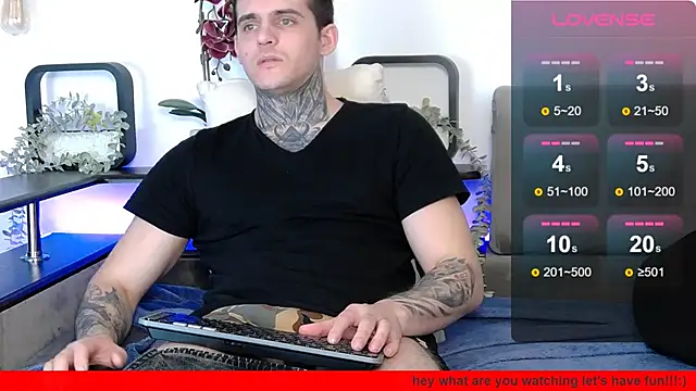 Snapshot of CarterCole chatting on March 21, 2025, 1:56 pm CarterCole online show from March 21, 2025, 1:56 pm