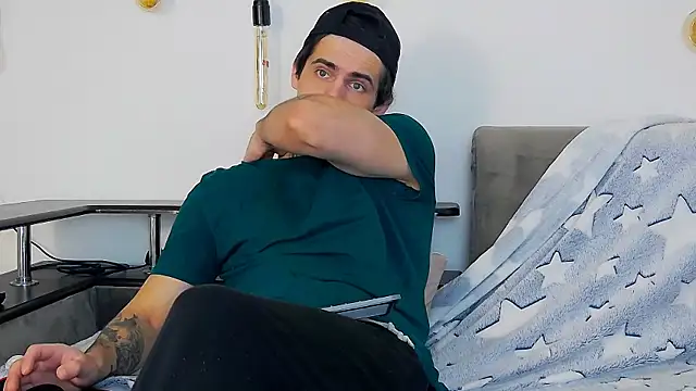 Snapshot of CarterCole chatting on January 9, 2026, 9:01 am CarterCole online show from January 9, 2026, 9:01 am