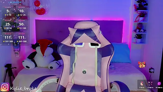 Kylie brokee online show from December 19, 2024, 12:13 am