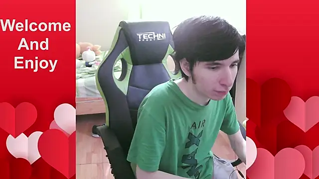 Snapshot of Twink_martinboy chatting on July 21, 2026, 7:27 pm Twink martinboy online show from July 21, 2026, 7:27 pm