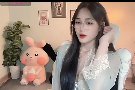  Aimy  online show from September 25, 2025, 5:00 am