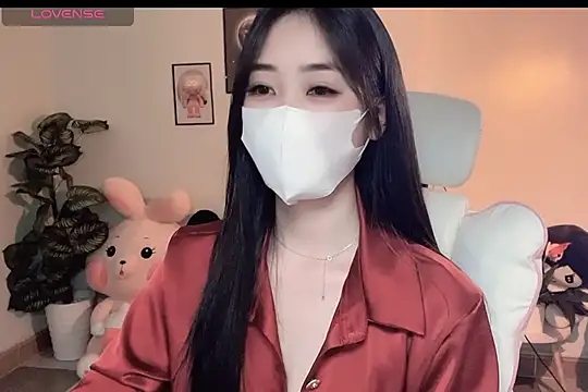  Aimy  online show from January 12, 2026, 6:24 pm