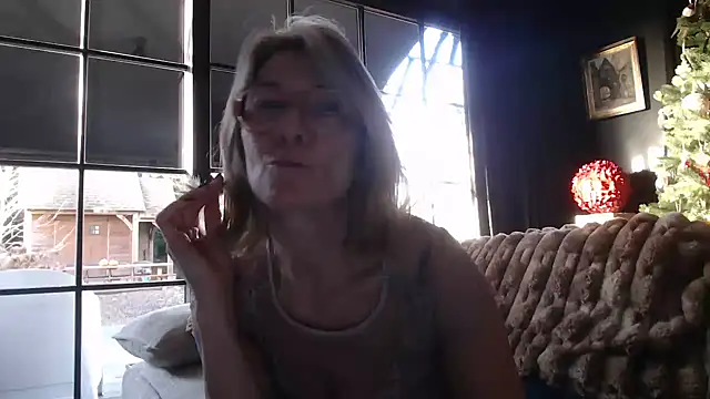 godinflower online show from December 19, 2025, 1:40 pm