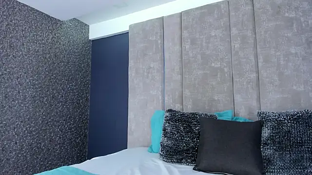 AmmyJones  online show from April 8, 2026, 7:14 pm