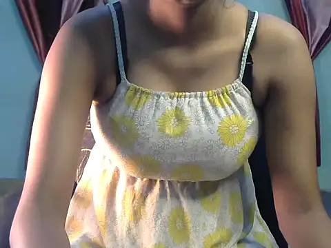 shrishtiGill online show from December 21, 2024, 10:40 pm