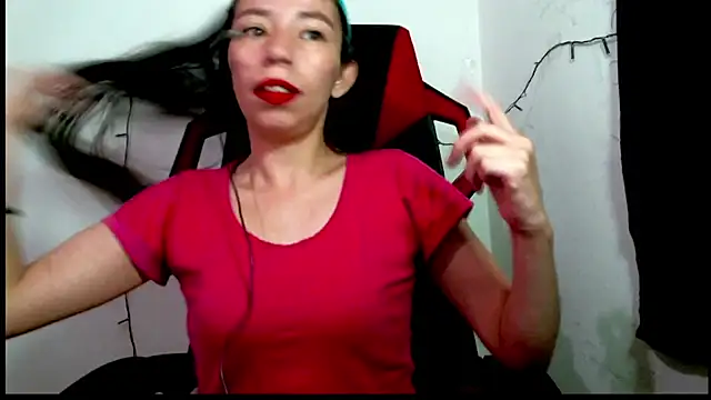 catalina colombia online show from March 21, 2025, 2:40 pm