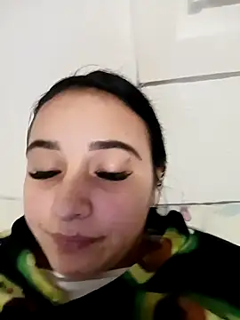 Juanamd1 online show from December 10, 2024, 12:38 pm