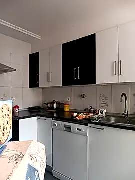 Juanamd1 online show from March 18, 2025, 12:58 pm