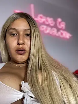 SamaraJay1 online show from December 15, 2024, 12:29 am