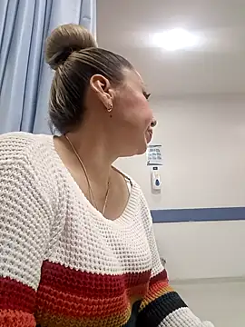 coral smitth online show from November 8, 2025, 1:06 am