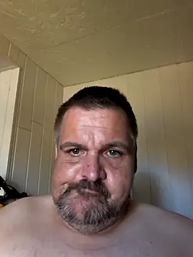Snapshot of Ronny2510 chatting on April 29, 2026, 11:36 am Ronny2510 online show from April 29, 2026, 11:36 am