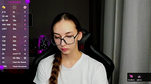 Sm0ly online show from January 23, 2025, 2:33 am