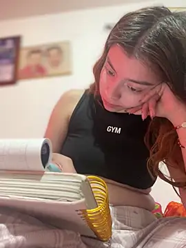 Cloew Marz online show from November 30, 2025, 4:55 pm