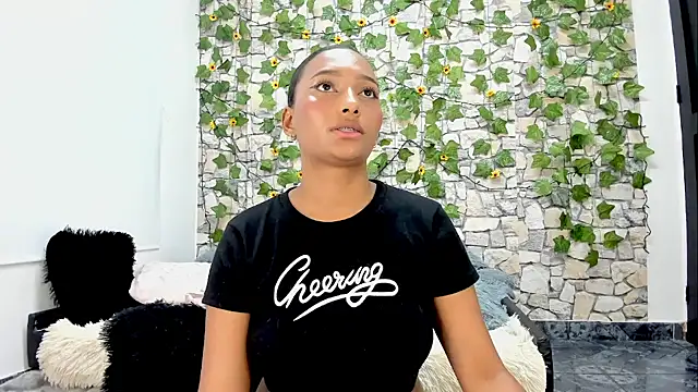 Pandora gu online show from December 21, 2024, 7:06 pm