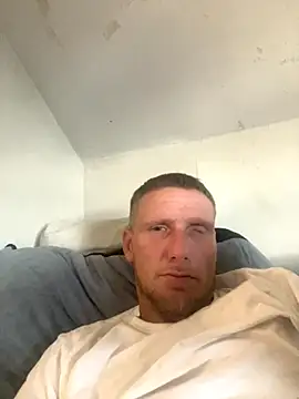 Snapshot of aaronmc311840 chatting on October 15, 2025, 9:59 pm aaronmc311840 online show from October 15, 2025, 9:59 pm