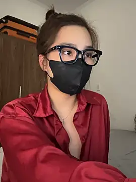 Lilisa miu online show from March 1, 2026, 4:20 pm