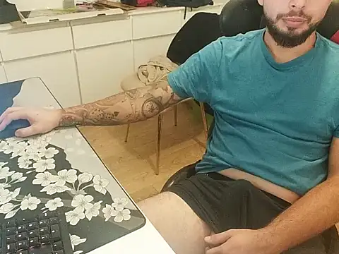 Snapshot of prezydentcam chatting on September 14, 2025, 11:04 pm prezydentcam online show from September 14, 2025, 11:04 pm