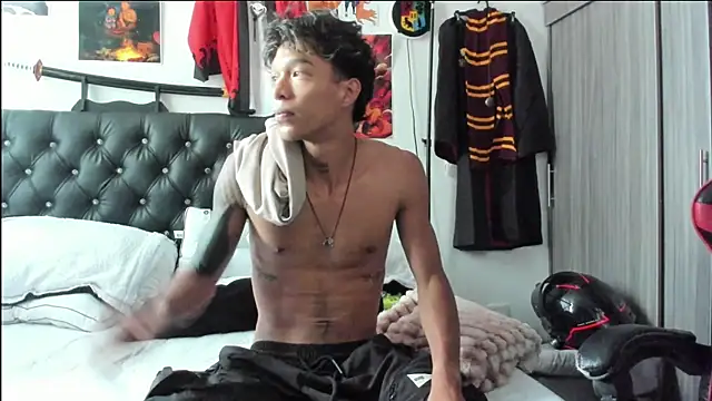 TommyGun 22 online show from April 8, 2026, 10:43 pm