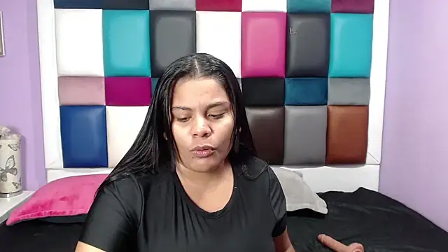 Sam-Evans-hot online show from January 25, 2025, 3:19 am