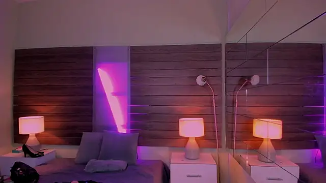 Kateryn  online show from February 13, 2025, 10:00 pm