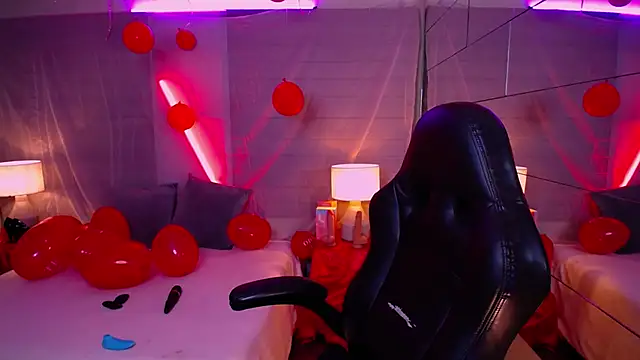 Kateryn  online show from February 18, 2025, 10:58 pm