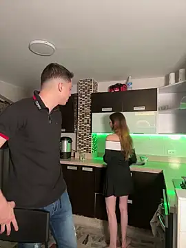 samantha kevin online show from December 14, 2025, 3:45 am