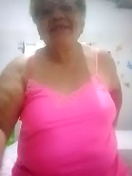 Madrastrahot69 online show from September 19, 2025, 4:03 am