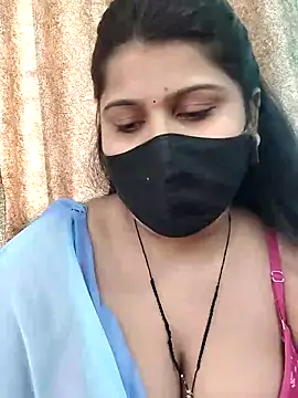 Hotty-simran online show from October 6, 2025, 4:43 am