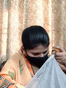 Hotty-simran online show from February 12, 2026, 4:29 am