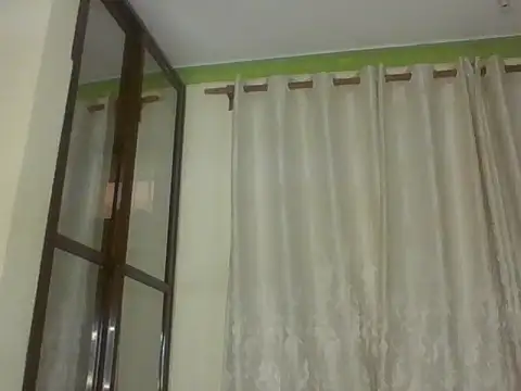 Apple bitch online show from October 9, 2025, 5:16 am